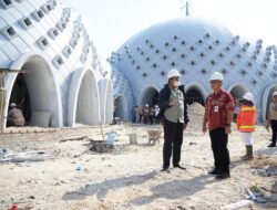 Sekda Mie Go Tinjau Pembangunan Masjid Agung Kubatim