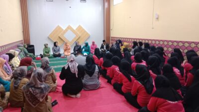 Bentuk Perhatian Peringatan Hari Ibu, Gabungan Organisasi Wanita Kota Pangkalpinang Kunjungi Lapas Perempuan