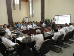 Gubernur Hidayat Yakinkan Petani Beltim Alih Tanam Kelapa, Investasi Bernilai Triliunan Rupiah