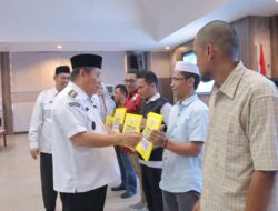 Wujud Nyata Dukungan Pemprov Babel, Gubernur Hidayat Salurkan Dana Hibah ke Masyarakat