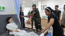 Jenguk Korban Tenggelam di Pintu Air, Danrem 045/Gaya Tanggung Seluruh Biaya Pengobatan ‎